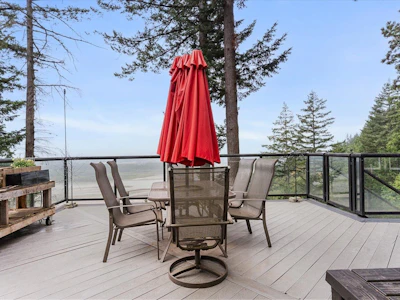 3429 Lougheed Highway - 5
