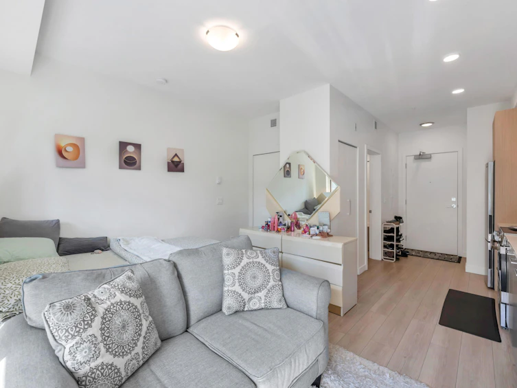 212-10777 138 Street, Surrey, BC, V3T 0T5 - 7