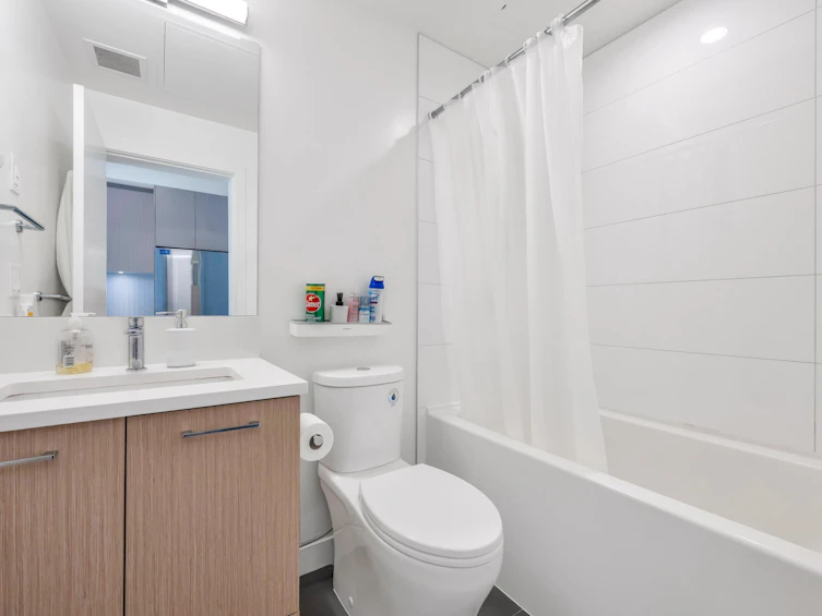 212-10777 138 Street, Surrey, BC, V3T 0T5 - 13