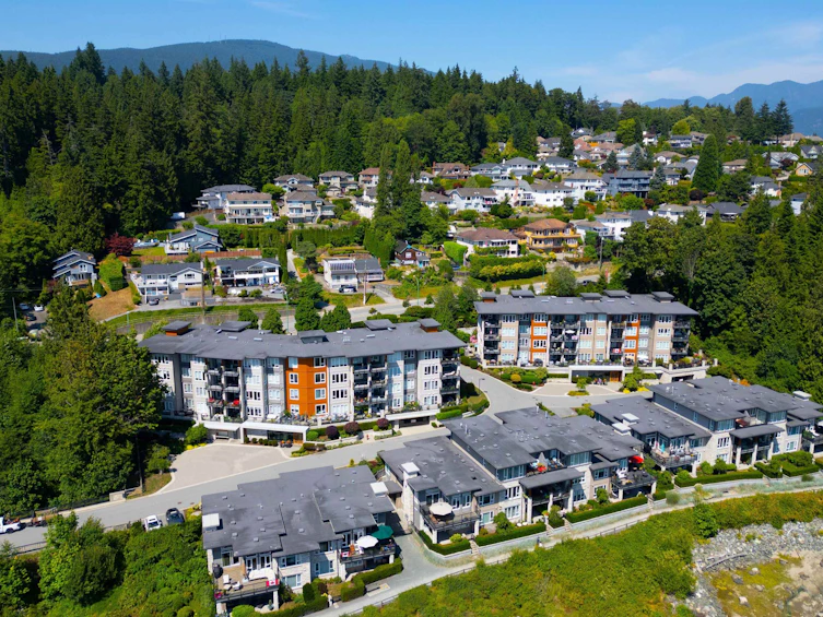 305-3873 Cates Landing Way, North Vancouver, BC, V7G 0A6 - 31