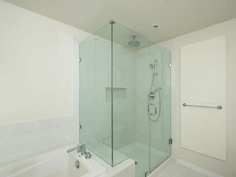305-3873 Cates Landing Way, North Vancouver, BC, V7G 0A6 - 20