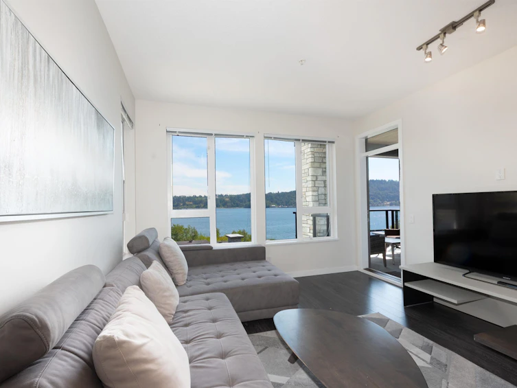 305-3873 Cates Landing Way, North Vancouver, BC, V7G 0A6 - 11