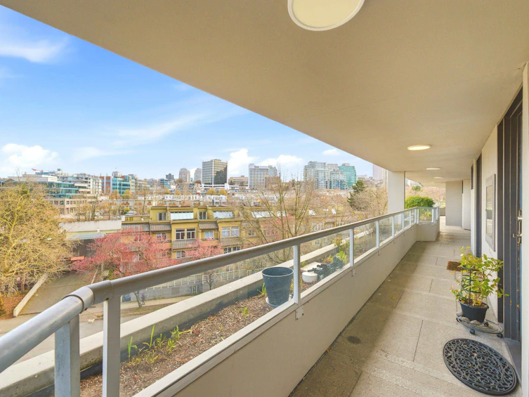 533-666 Leg In Boot Square, Vancouver, BC, V5Z 4B3 - 35