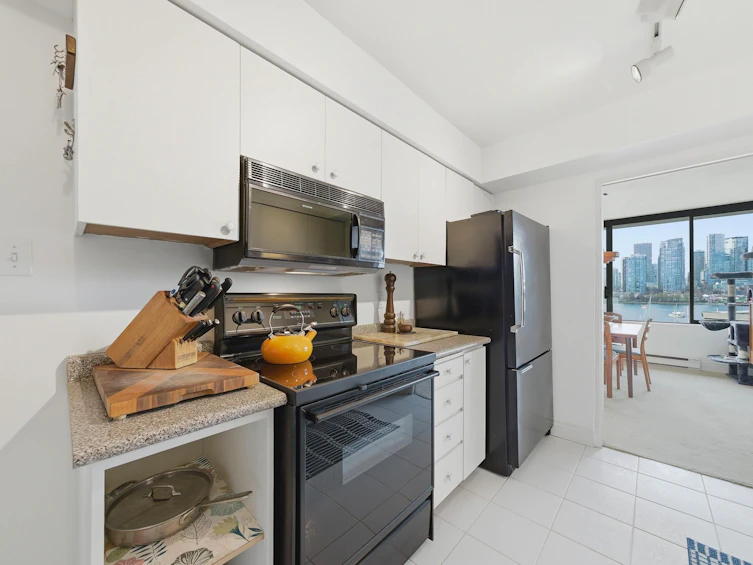 533-666 Leg In Boot Square, Vancouver, BC, V5Z 4B3 - 17