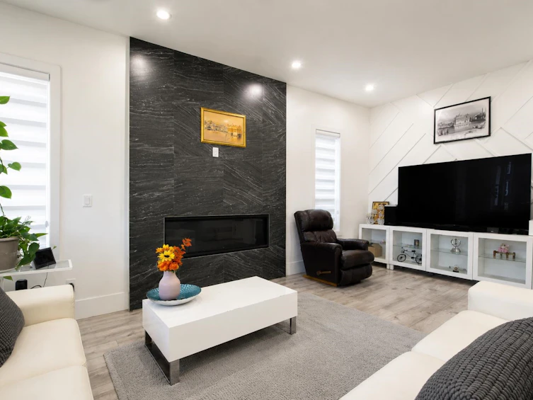 19240 Aloha Drive, Surrey, BC, V4N 6T9 - 2
