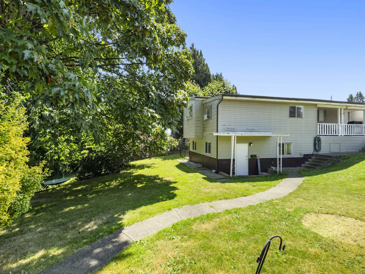 31536 Monarch Court, Abbotsford, BC, V2T 6M5 - 2