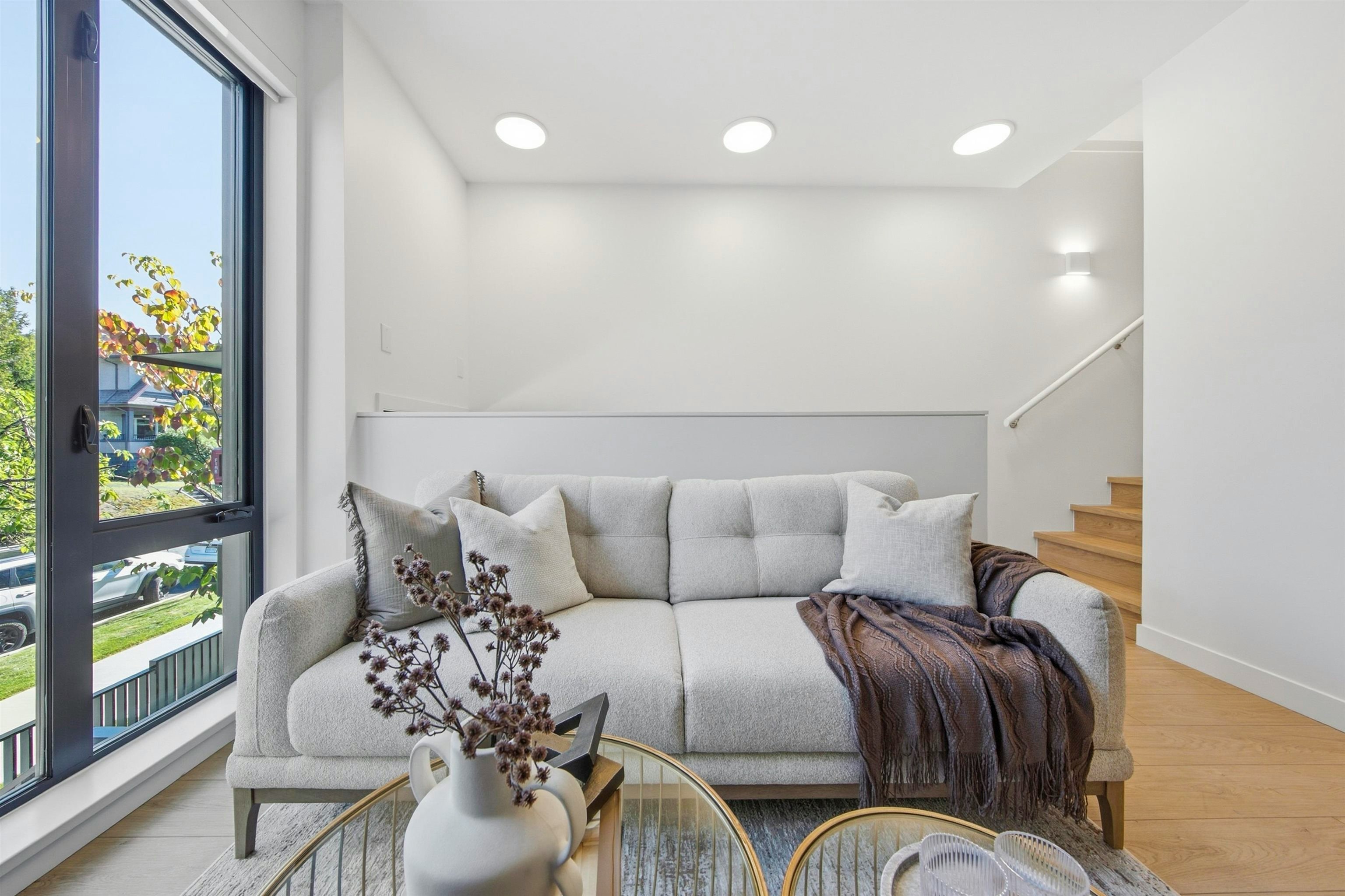 2408 E 12th Avenue, Vancouver, BC, V5N 0E3 - 6