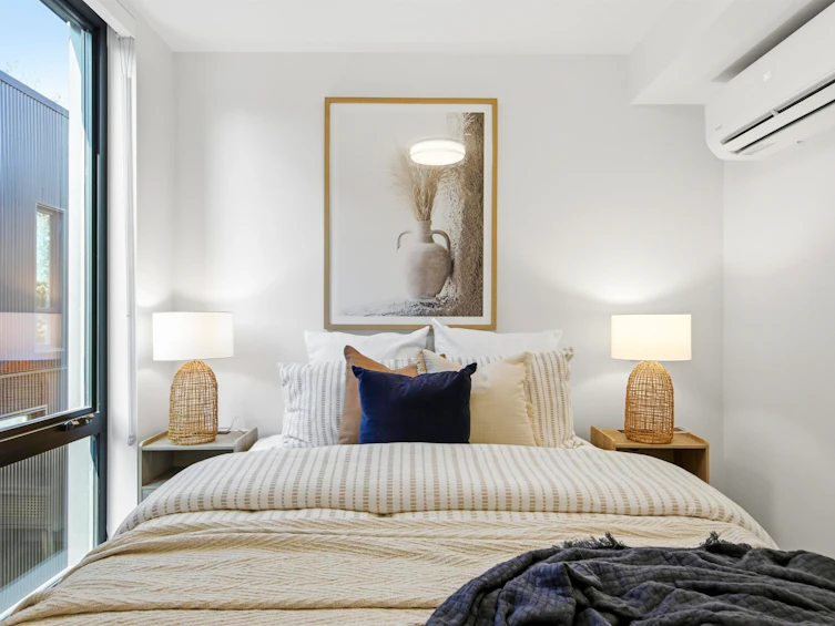 2408 E 12th Avenue, Vancouver, BC, V5N 0E3 - 23