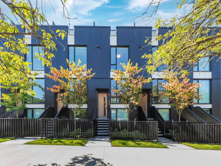 2408 E 12th Avenue, Vancouver, BC, V5N 0E3 - 2