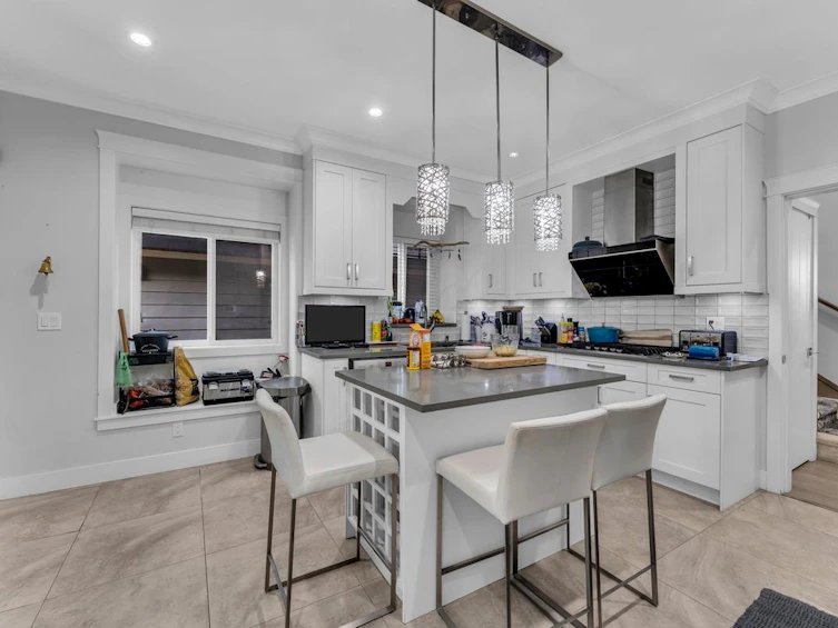 907 Harris Avenue, Coquitlam, BC, V3K 1S2 - 15
