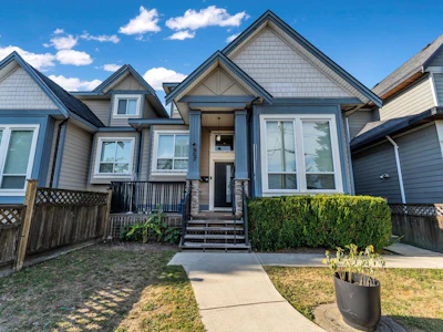 907 Harris Avenue - 2