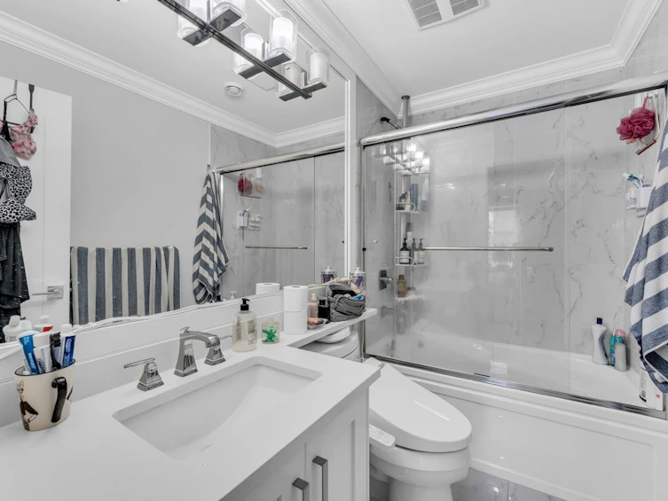 907 Harris Avenue, Coquitlam, BC, V3K 1S2 - 12