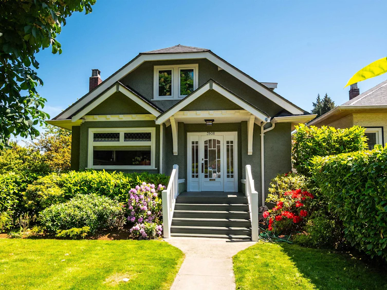 3908 Blenheim Street, Vancouver, BC, V6L 2Y7
