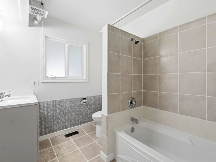 2326 Beaver Street, Abbotsford, BC, V2T 3E1 - 25
