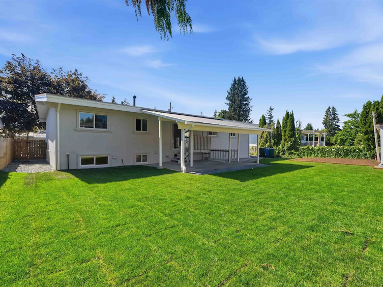 2326 Beaver Street, Abbotsford, BC, V2T 3E1 - 2