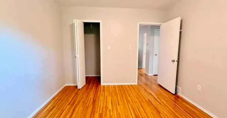 Upper-3444 Church, North Vancouver, BC, V7K 2L4 - 8