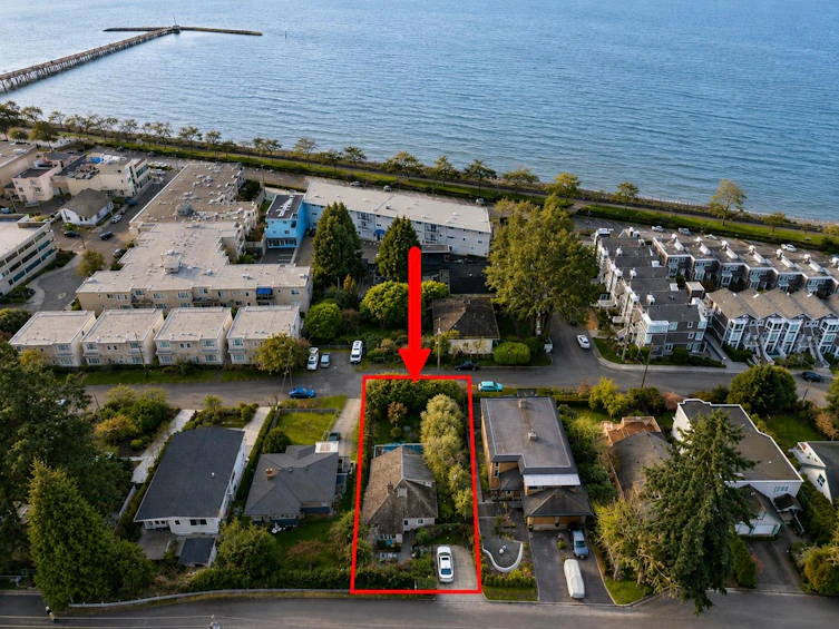 14878 Buena Vista Avenue, Surrey, BC, V4B 1X4 - 3
