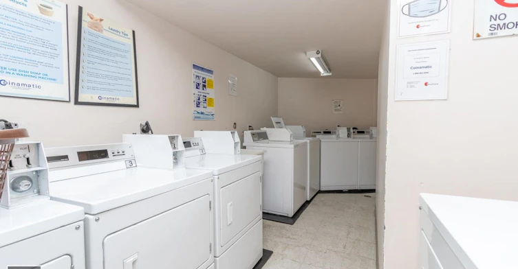 415-65 First Street, New Westminster, BC, V3L 5K9 - 12