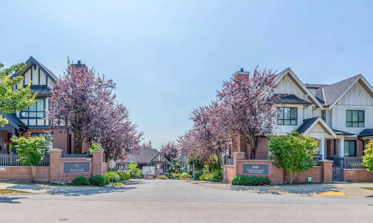 50-3500 Burke Village Prm
