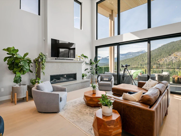 9292 Steller's Way, Whistler, BC, V8E 1M1 - 3