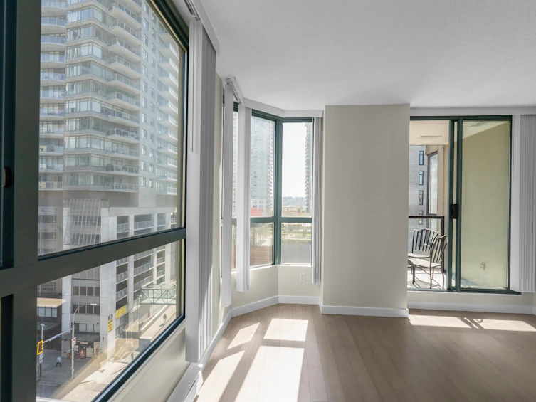 607-55 Tenth Street, New Westminster, BC, V3M 6R5 - 6