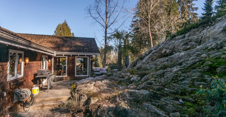 4956 Drive Drive, West Vancouver, BC, V7W 2P4 - 24