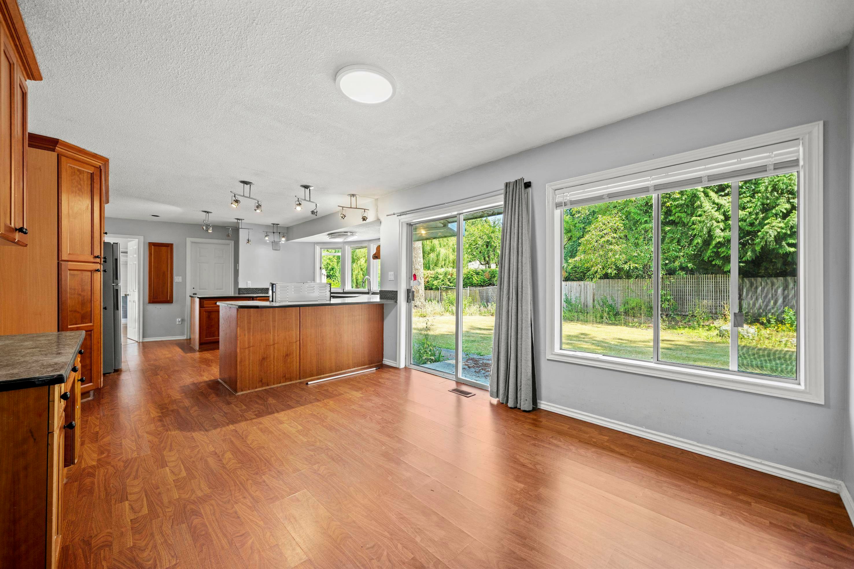 2644 140 Street, Surrey, BC, V4P 2C7 - 9