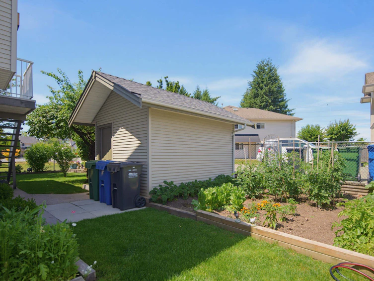 30719 Crestview Avenue, Abbotsford, BC, V2T 6R6 - 34