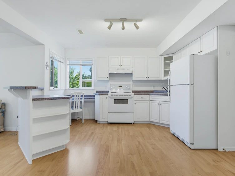 30719 Crestview Avenue, Abbotsford, BC, V2T 6R6 - 24
