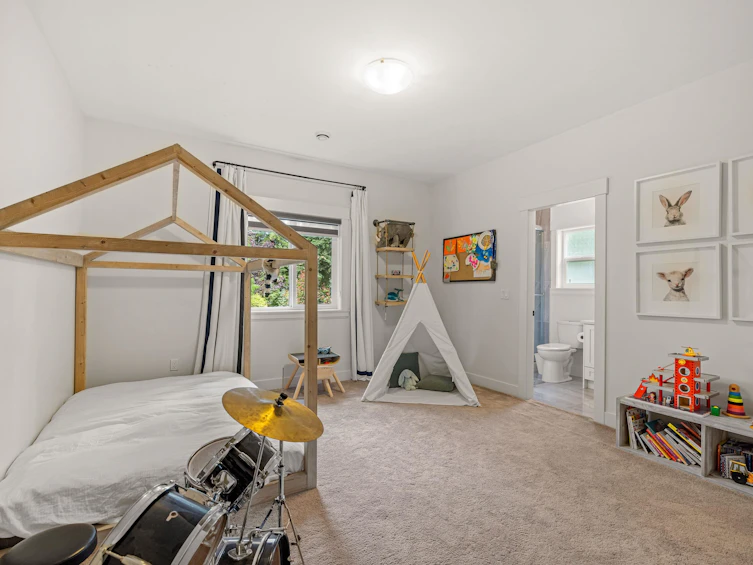 1571 136 Street, Surrey, BC, V4A 5H3 - 31