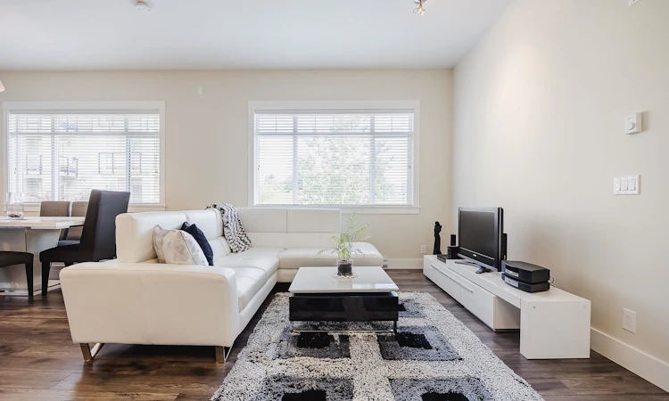 409-22327 River Road