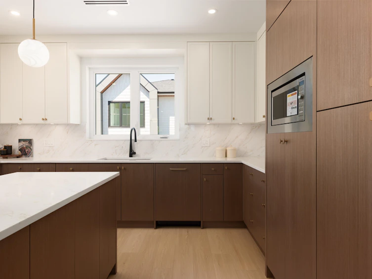 2-6525 Dufferin Avenue, Burnaby, BC, V5H 3T2 - 7