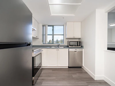 1602-200 Newport Drive - 4