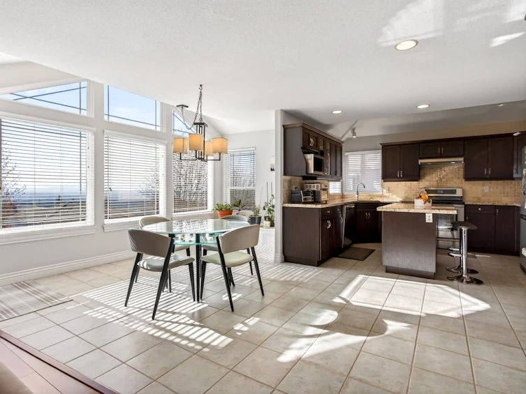 1671 Mallard Court, Coquitlam, BC, V3E 3C7 - 9