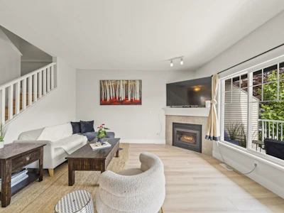 12-1765 Paddock Drive - 3