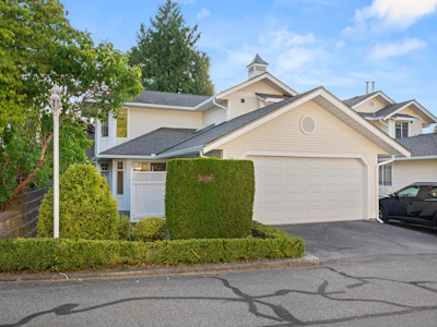 81-8737 212 Street - 2
