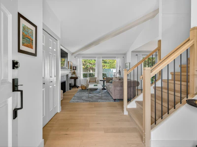116-15121 19 Avenue - 5