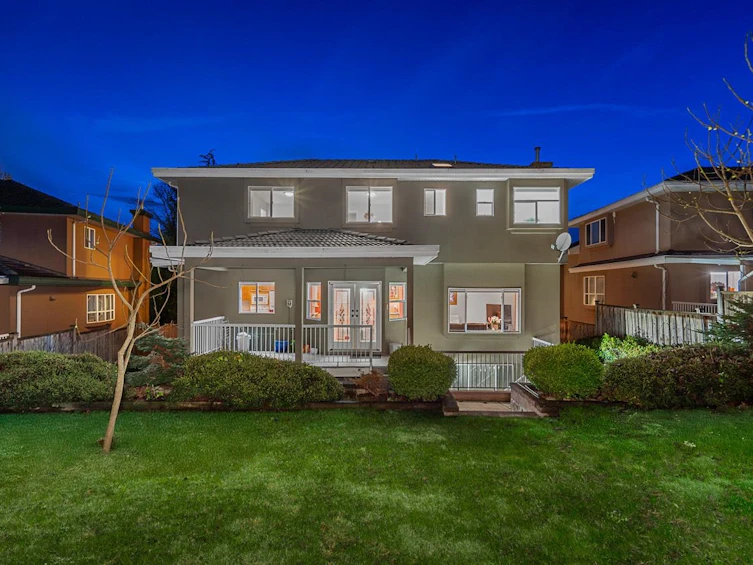 2768 Southcrest Drive, Burnaby, BC, V5A 4V4 - 18