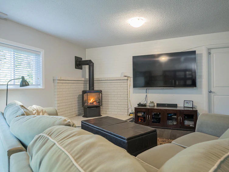 5079 Walker Avenue, Delta, BC, V4M 1A8 - 14