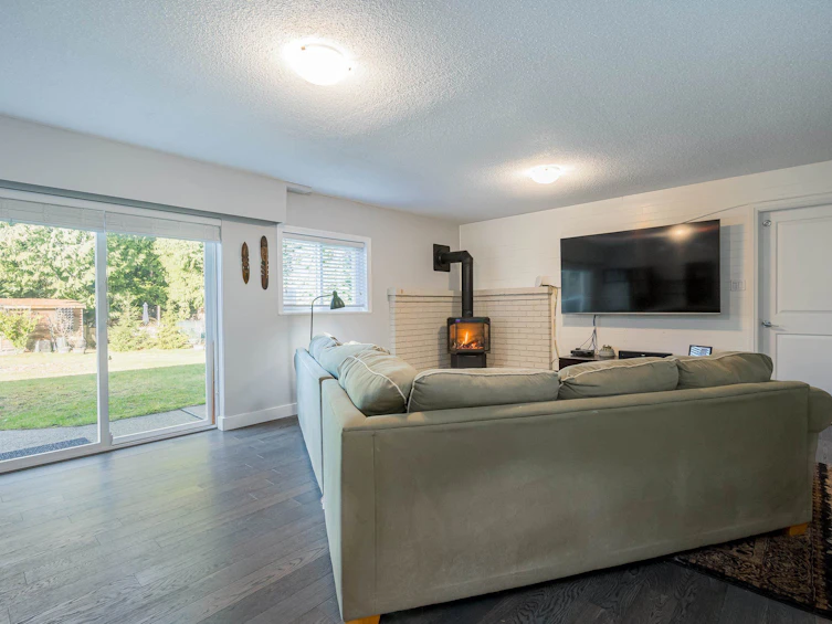 5079 Walker Avenue, Delta, BC, V4M 1A8 - 16