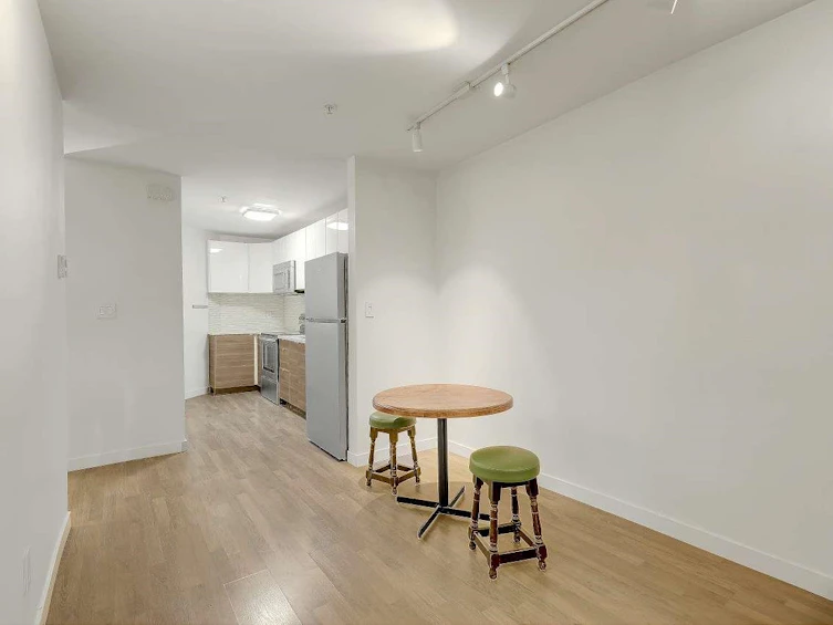208-1106 Pacific Street, Vancouver, BC, V6E 1T4 - 7