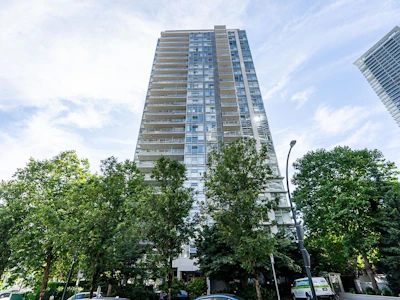 2708-2289 Yukon Crescent - 3