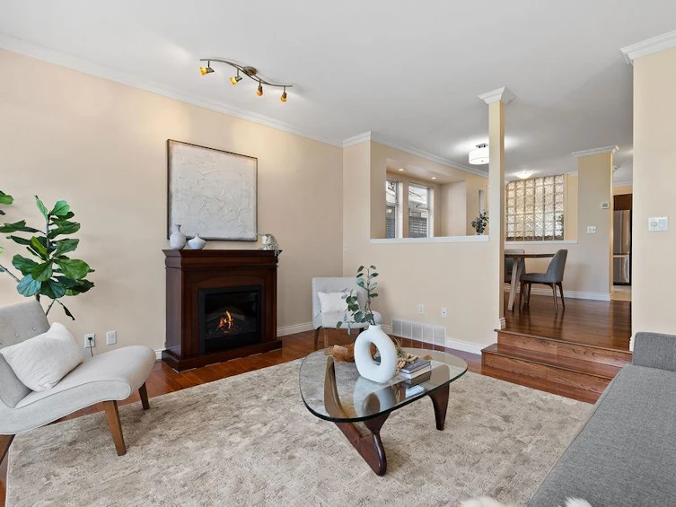 1-230 E Keith Road, North Vancouver, BC, V7L 1V5 - 3