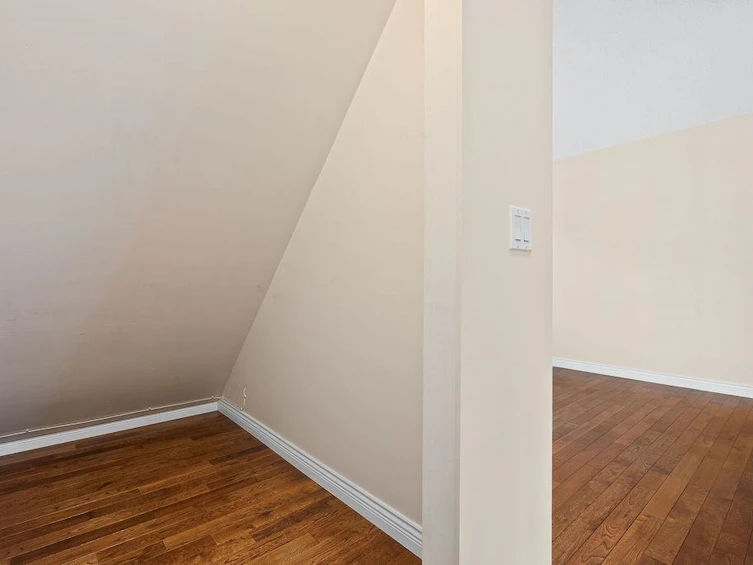 1-230 E Keith Road, North Vancouver, BC, V7L 1V5 - 17