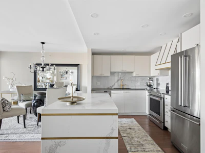 1204-5611 Goring Street - 5