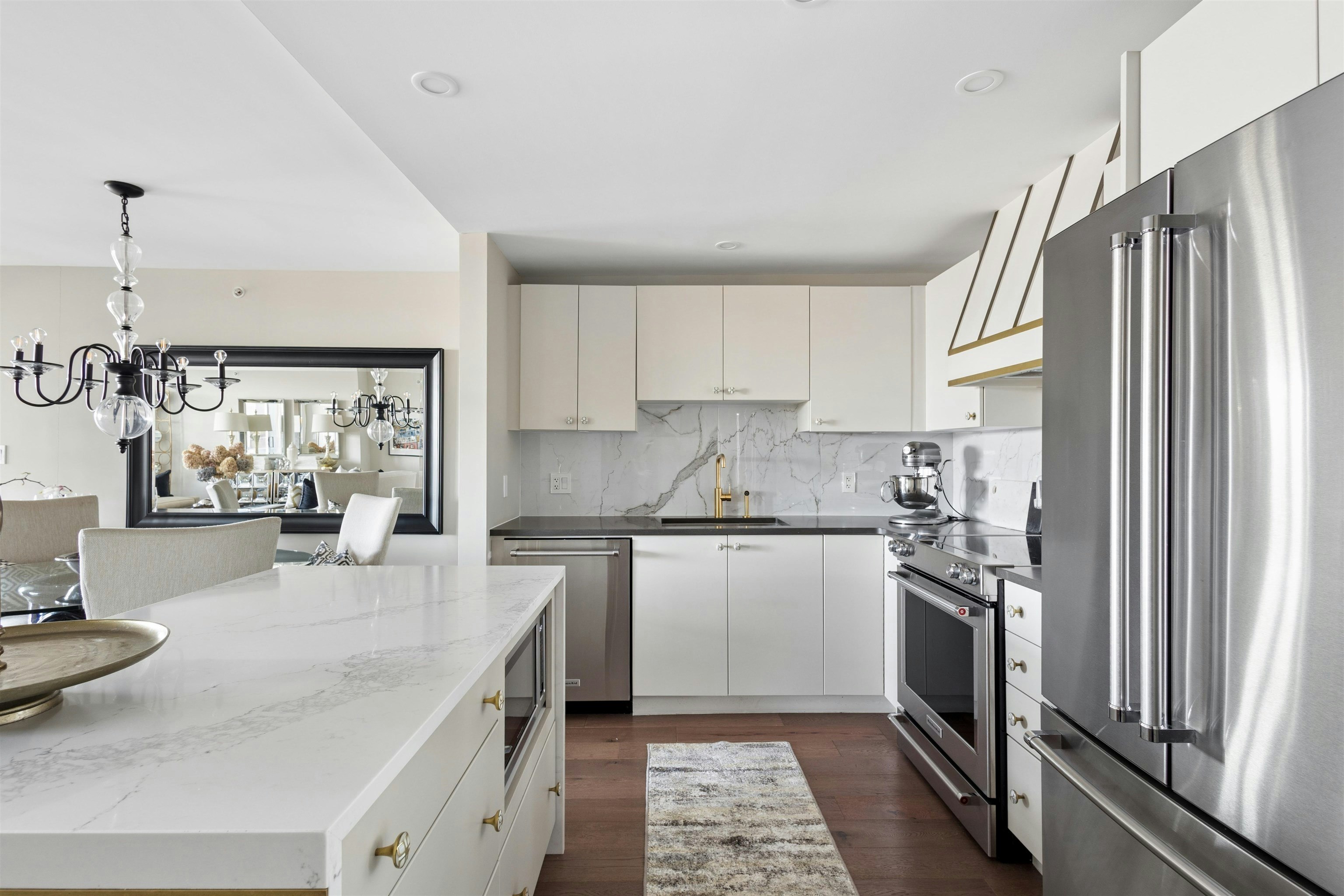 1204-5611 Goring Street, Burnaby, BC, V5B 0A3 - 6