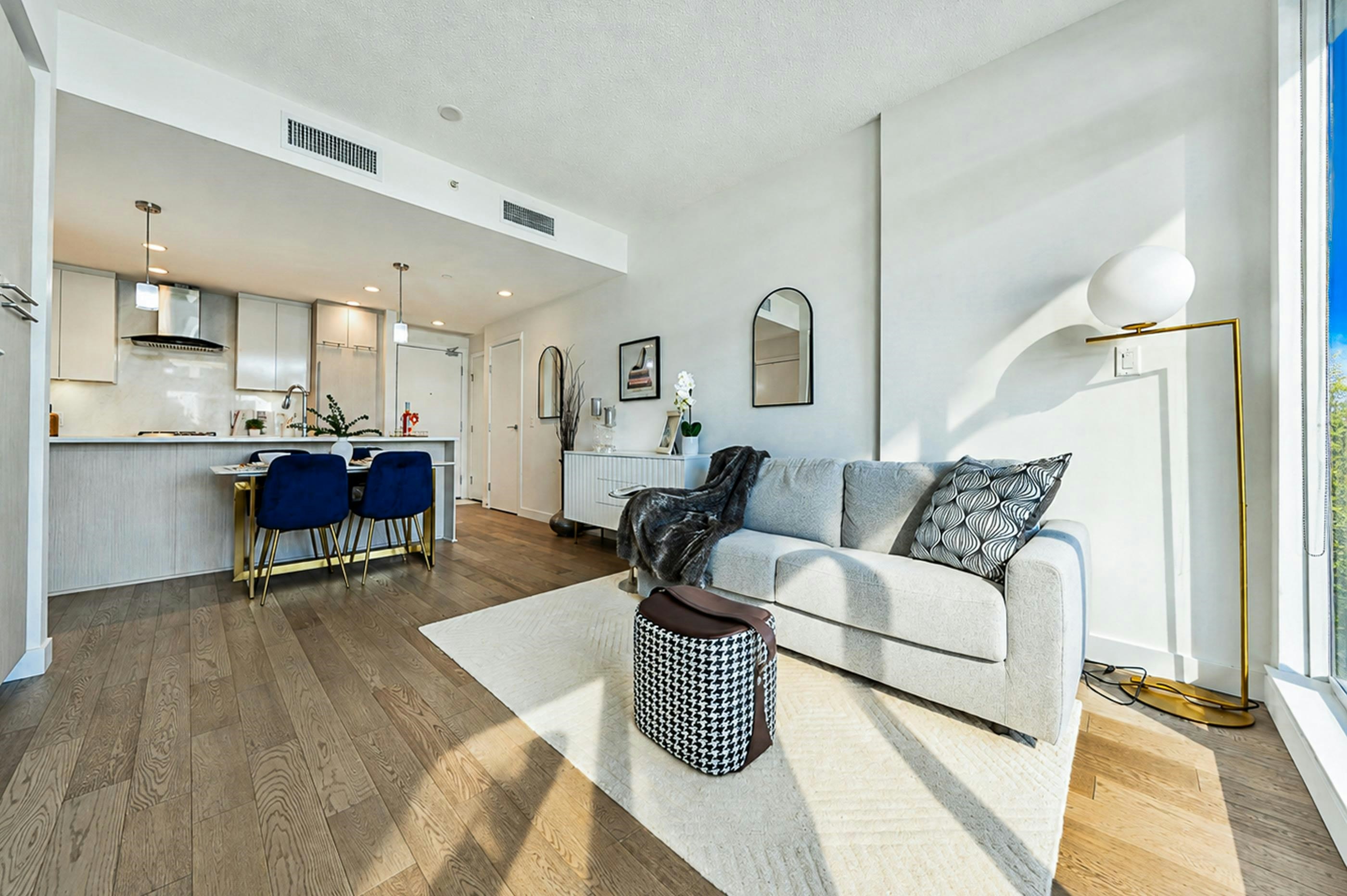 304-4963 Cambie Street, Vancouver, BC, V5Z 0H5 - 2