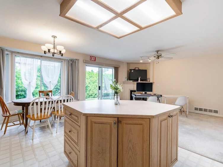 16355 108a Avenue, Surrey, BC, V4N 1N8 - 11