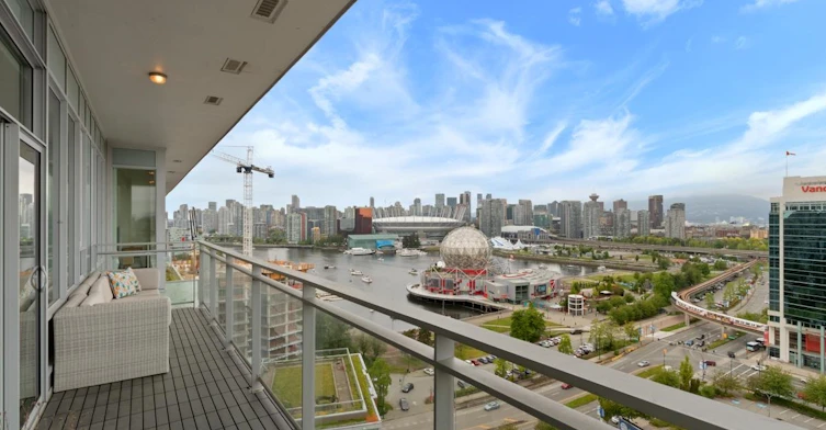 2207-1618 Quebec Street, Vancouver, BC, V6A 0C5 - 17