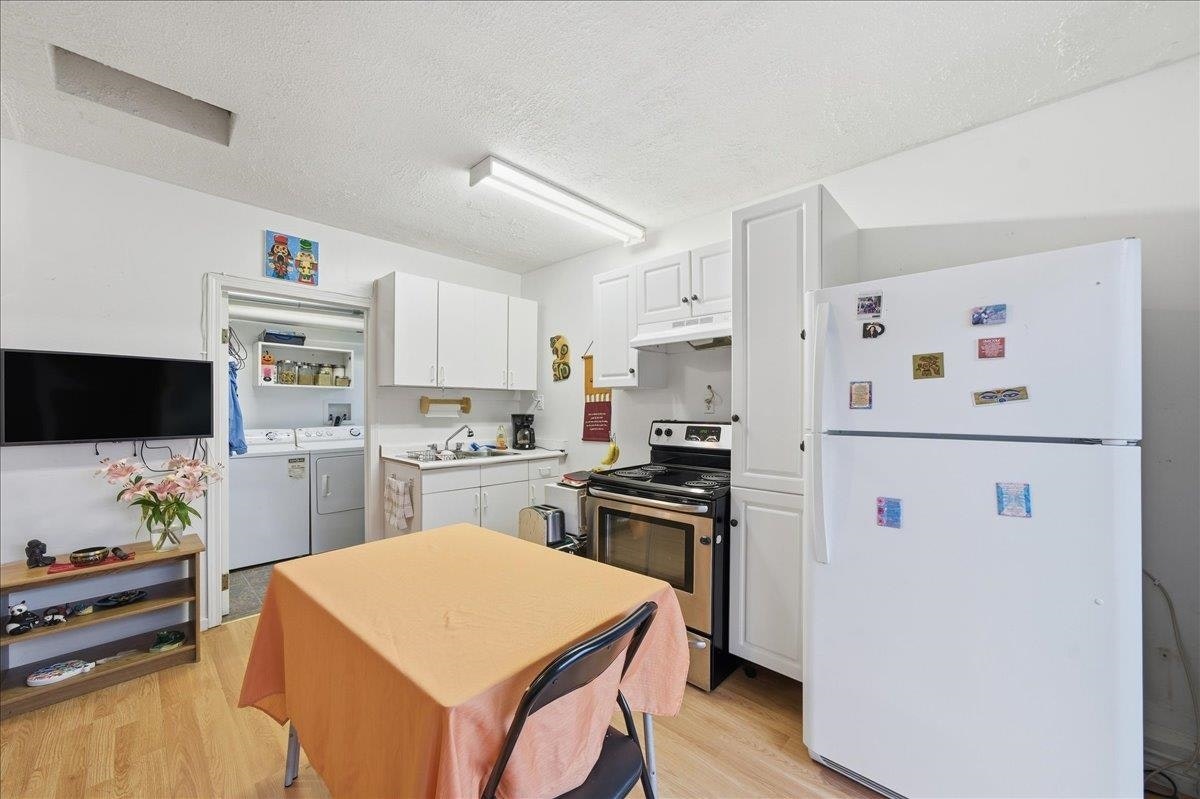 12357 189a Street, Pitt Meadows, BC, V3Y 2H3 - 22